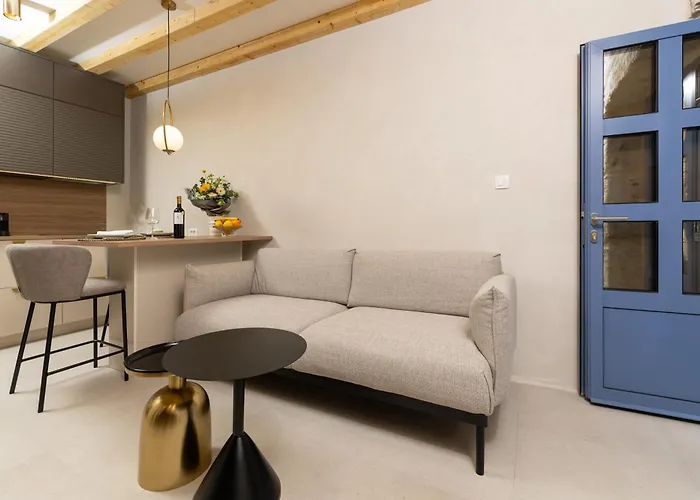 Maja Aurelia In The Centre-romantic Apartamento