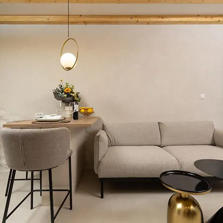 Apartment Maja Aurelia In The Centre-romantic