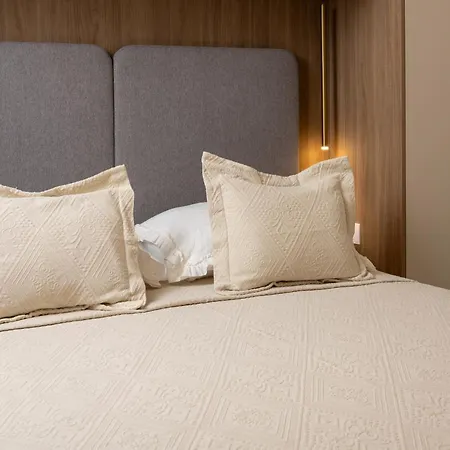 Maja Aurelia In The Centre-romantic Apartment *