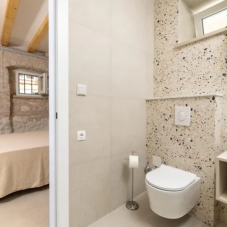 Maja Aurelia In The Centre-romantic Hvar Town