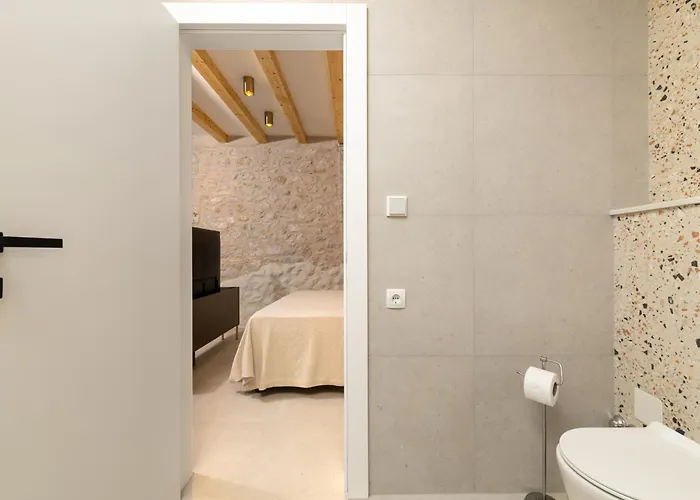 Apartment Maja Aurelia In The Centre-romantic *