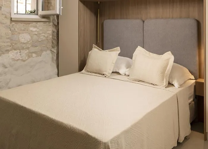 Maja Aurelia In The Centre-romantic * Hvar Town